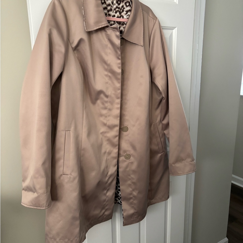 XL Women's Tan Coat